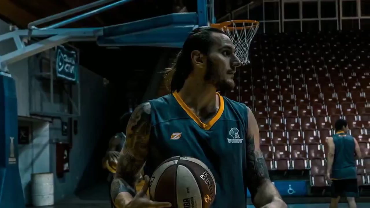 NBA 일요일 배팅 분석: 생체 리듬 파괴가 전반전 야투율과 '언더' 전략에 미치는 통계적 고찰 동영상 썸네일
