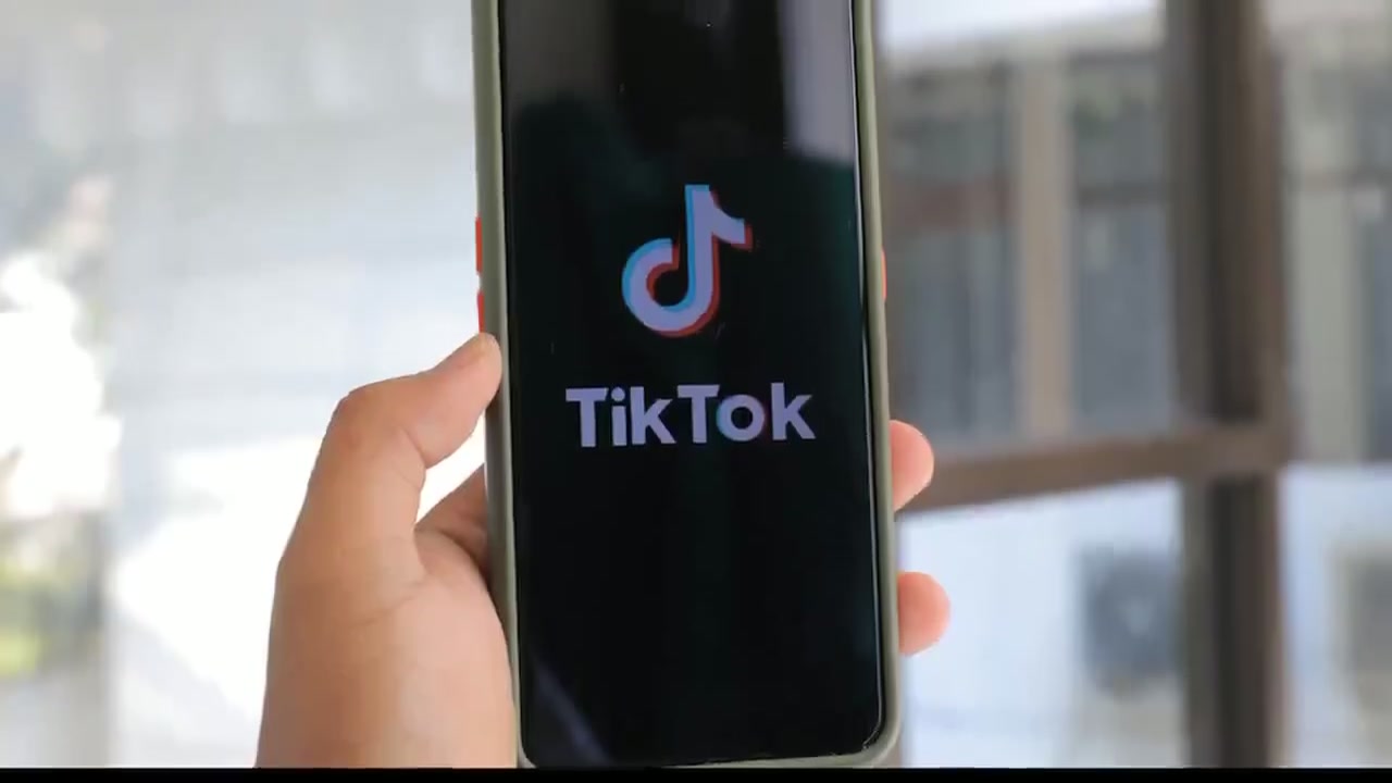 온라인 카지노 모바일 앱의 진화: UI/UX 혁신과 커뮤니티 리뷰의 상관관계 분석 동영상 썸네일