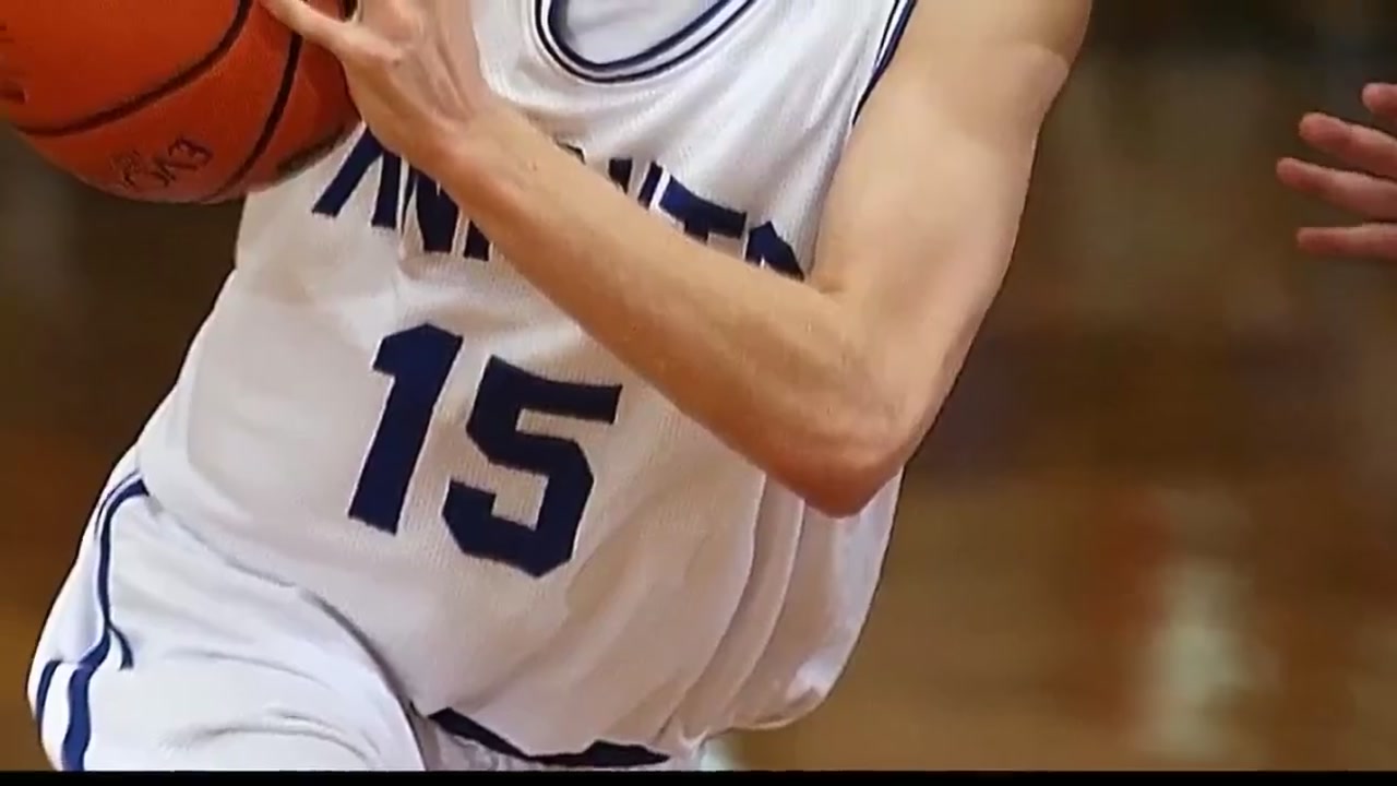 NBA 파이널 2차전 가드진 부상 변수: 에이스 혹사와 4쿼터 실책 오버(Over) 베팅 심층 분석 동영상 썸네일