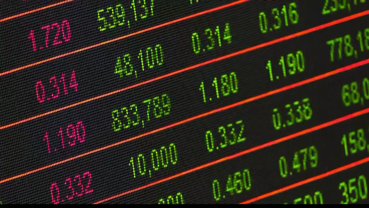 코인 주말장 분석: 토요일 오전 김치 프리미엄 왜곡과 무위험 차익거래 봇 세팅 (암호화폐 카지노 연계) 동영상 썸네일